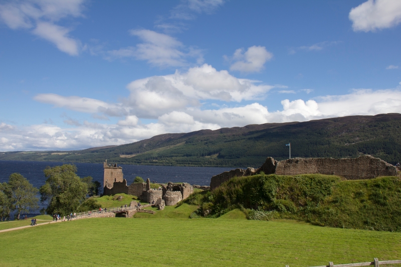 IMG_0772.jpg - Urquhart Castle Loch Ness