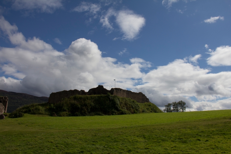 IMG_0779.jpg - Urquhart Castle Loch Ness
